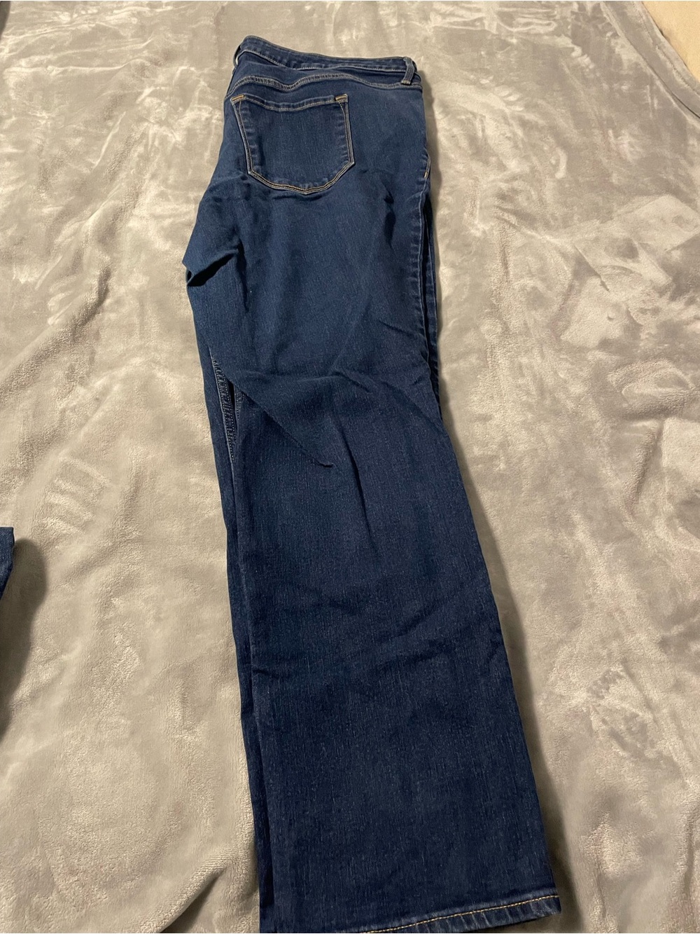 Old Navy Women’s Straight-Leg Jeans
